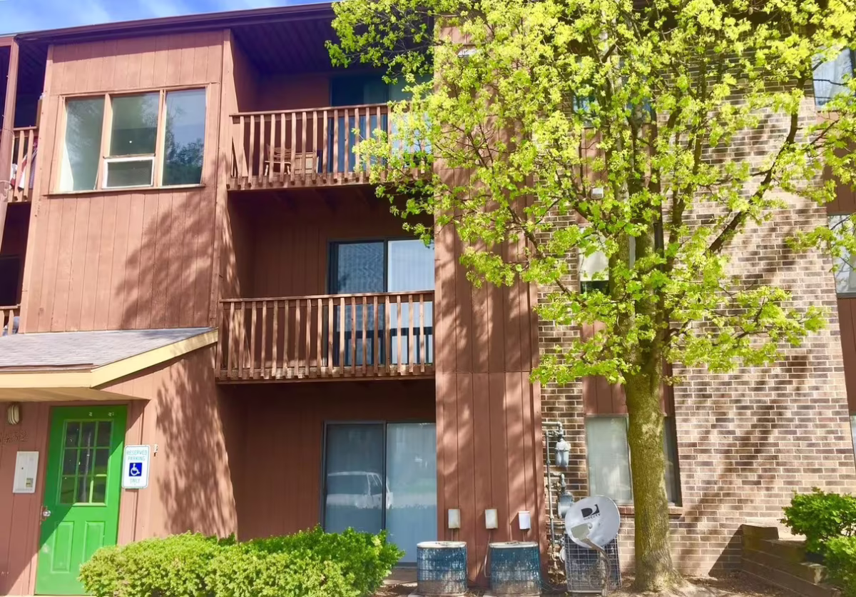 evergreen-south-apartments exterior