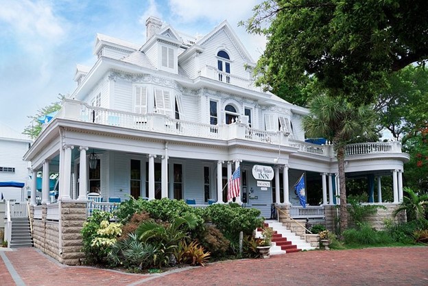 Curry Mansion Inn exterior view